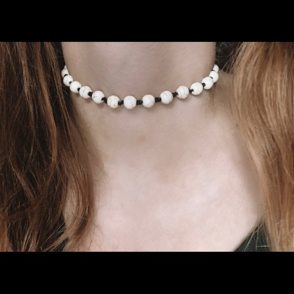 MARBLE CHOKER - Picture 2 of 2